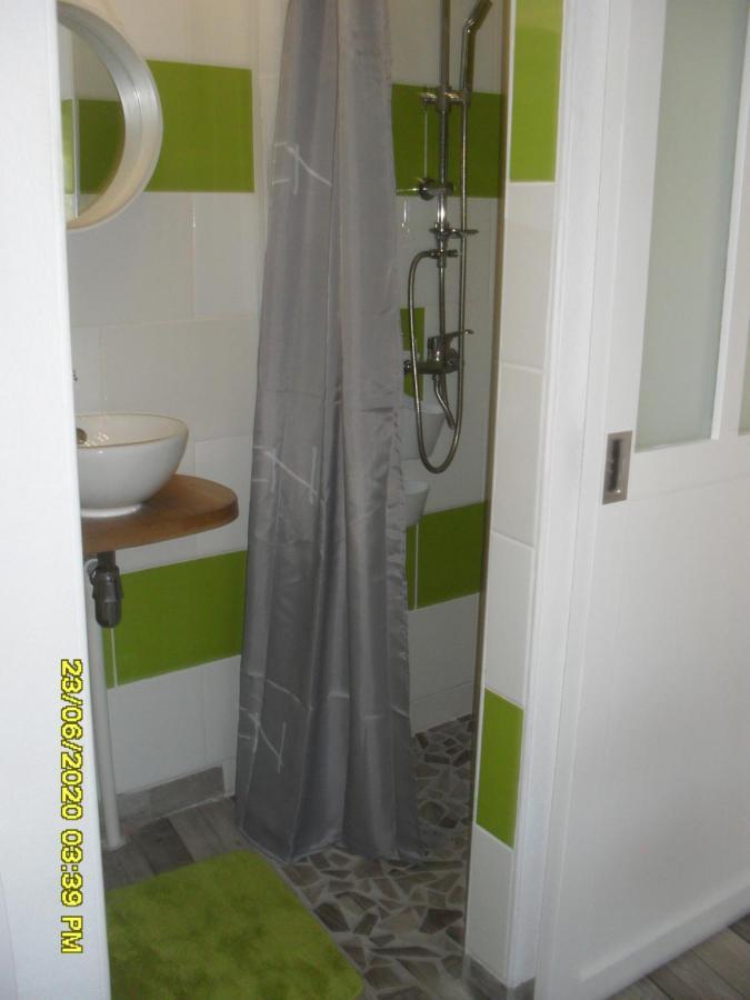 Maisonnette Neuve A La Campagne Urgosse 外观 照片